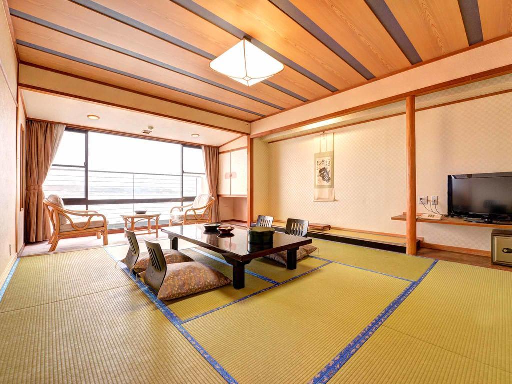 Hotel Taikairo Minamichita Habitación foto